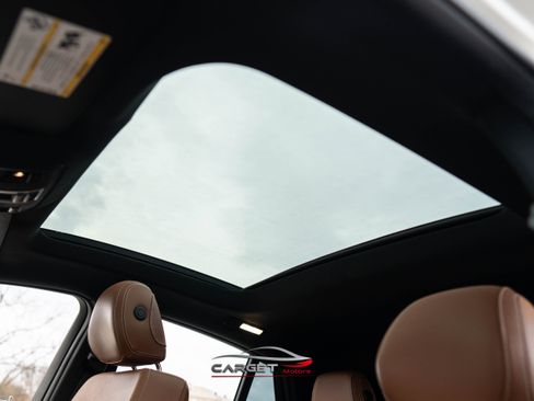 Used 2019 Mercedes-Benz GLE 43 AMG 4MATIC image 37