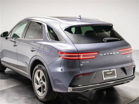 New 2026 Genesis GV70 2.5T Select AWD/4WD image 31