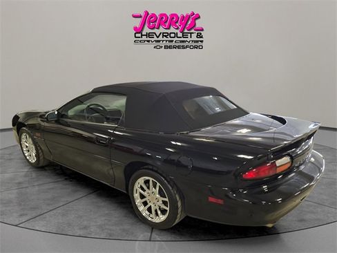 Used 2002 Chevrolet Camaro Z28 w/ SS Performance/Appearance Pkg image 6