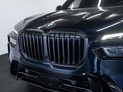 Used 2023 BMW X7 xDrive40i w/ M Sport Package image 10