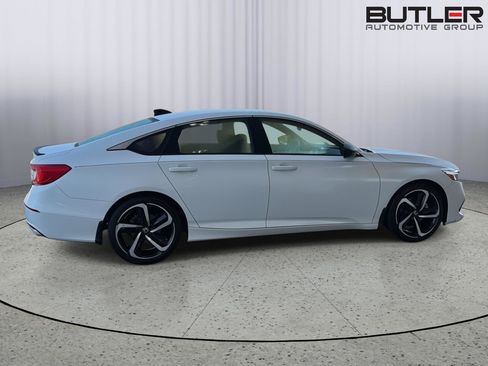 Used 2022 Honda Accord Sport image 7