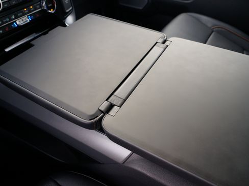 New 2025 Ford F150 Lariat w/ Equipment Group 502A High image 27