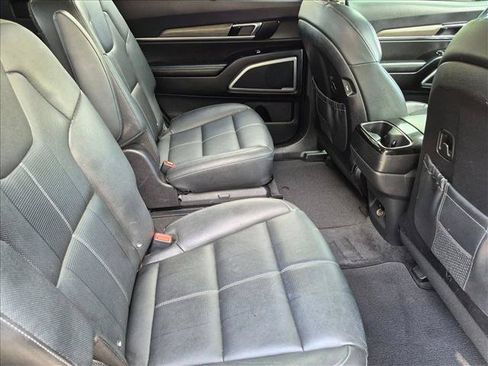 Used 2021 Kia Telluride EX w/ EX Premium Package FWD image 19