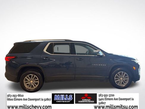 Used 2023 Chevrolet Traverse LT image 4
