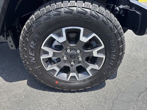New 2025 Jeep Wrangler Unlimited Sahara AWD/4WD image 23
