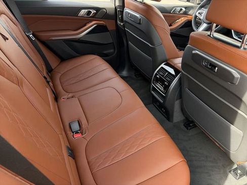 New 2026 BMW X5 xDrive40i image 14