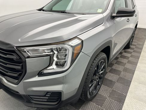 Certified 2024 GMC Terrain SLE w/ Driver Convenience Package AWD/4WD image 26