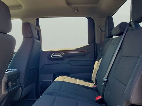 New 2026 Chevrolet Silverado 1500 LT AWD/4WD image 9