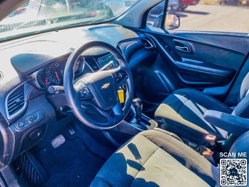 Used 2019 Chevrolet Trax LS w/ Tint and Cruise Package image 25