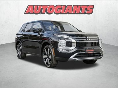 New 2025 Mitsubishi Outlander SE