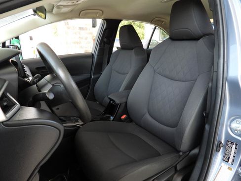 Used 2022 Toyota Corolla LE FWD image 48