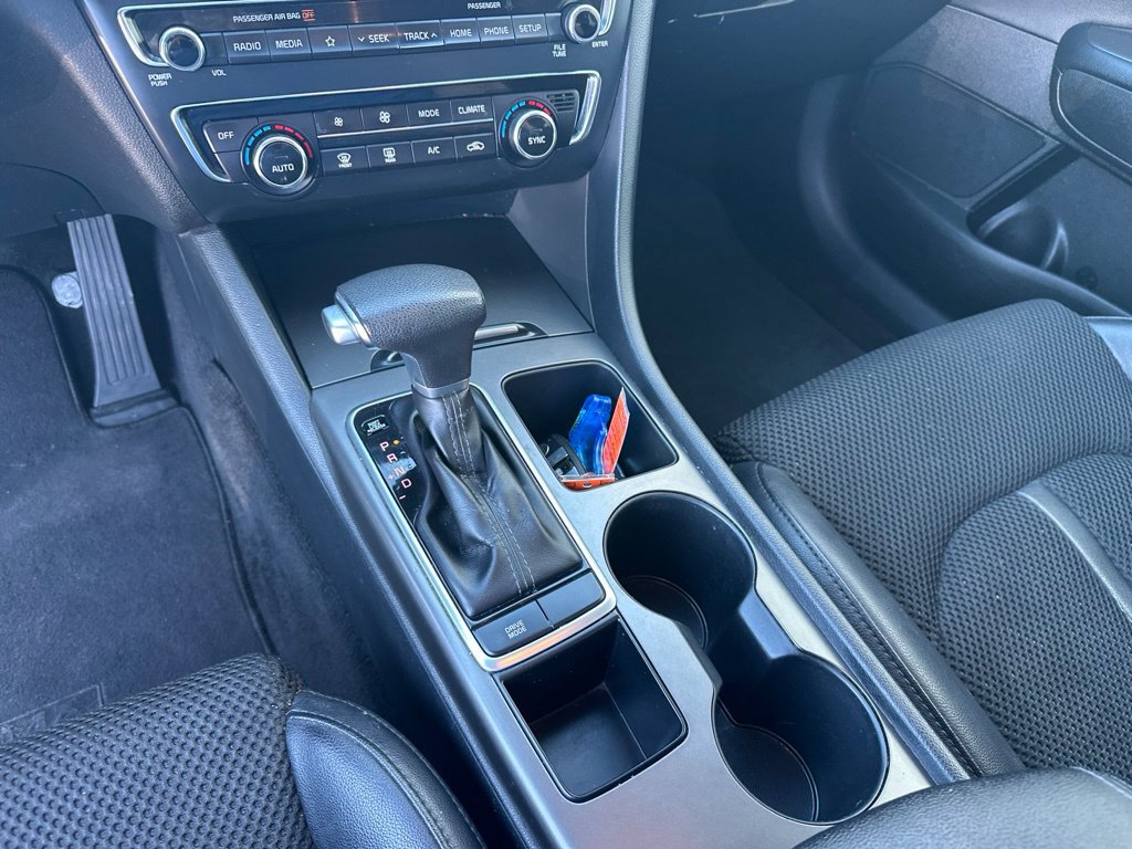 Used 2019 Kia Optima S FWD image 16
