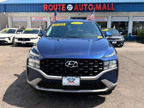 Used 2023 Hyundai Santa Fe SE w/ Cargo Package AWD/4WD image 3
