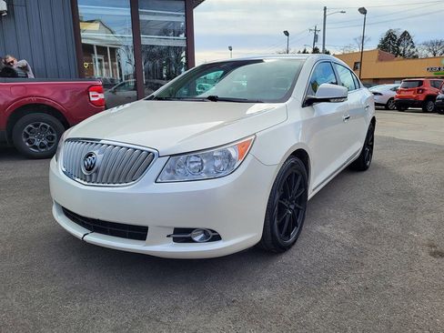 Used 2012 Buick LaCrosse Premium image 3