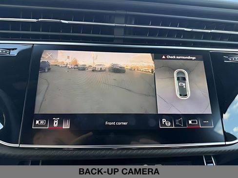 Used 2023 Audi RS Q8 w/ Black Optic Package image 25