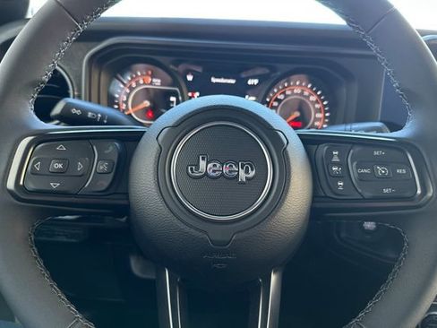 New 2026 Jeep Gladiator Willys AWD/4WD image 21