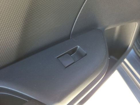 Used 2019 Honda Civic LX image 11