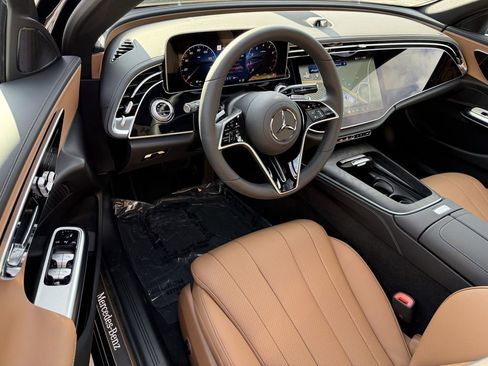 New 2026 Mercedes-Benz E 350 4MATIC Sedan image 13