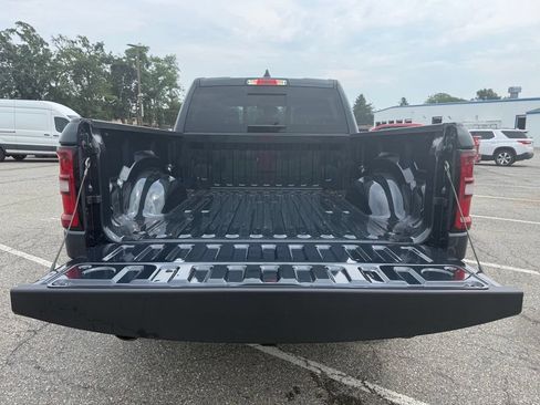 New 2026 RAM 1500 Express AWD/4WD image 11