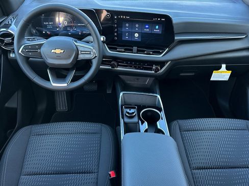 New 2026 Chevrolet Equinox LT image 13