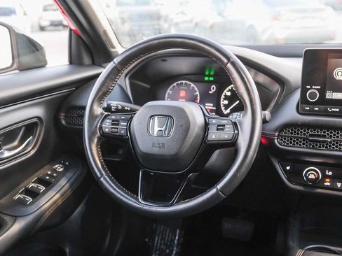 Used 2024 Honda HR-V Sport image 19