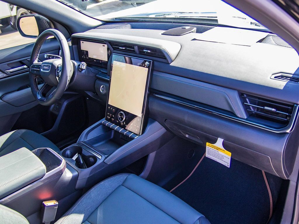 New 2026 GMC Terrain AT4 w/ Technology Package II AWD/4WD image 64
