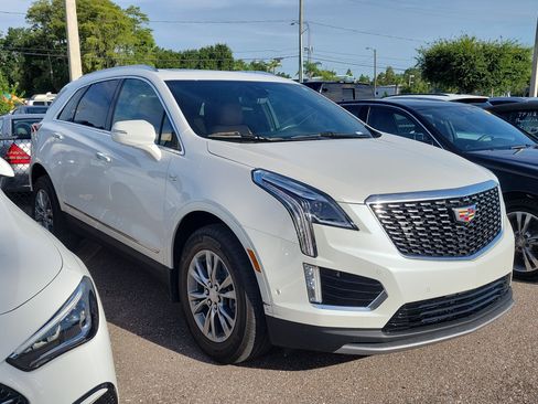 Used 2023 Cadillac XT5 Premium Luxury w/ Technology Package FWD image 32