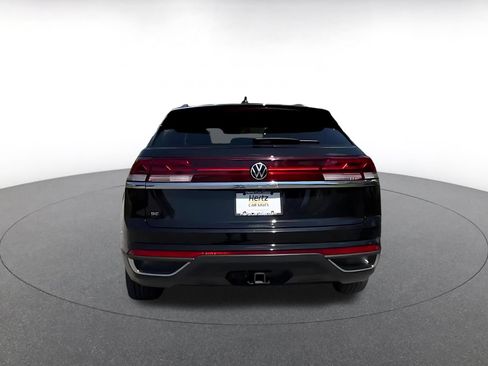 Used 2026 Volkswagen Atlas Cross Sport SE FWD image 12