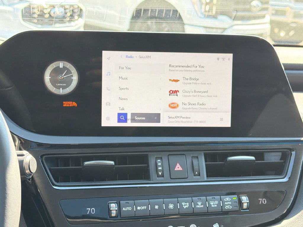 Used 2023 Lexus ES 350 w/ Premium Package FWD image 17