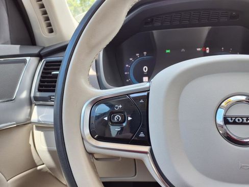 Certified 2024 Volvo XC90 B5 Core w/ Protection Package Premier image 29