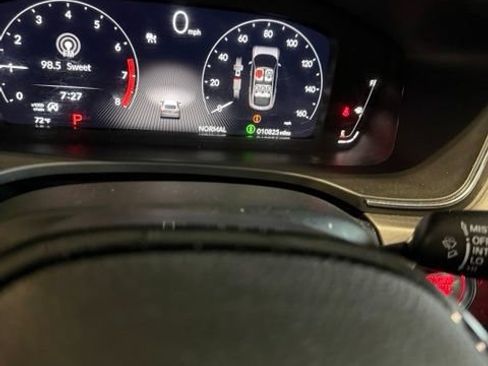 Used 2024 Acura Integra FWD image 11
