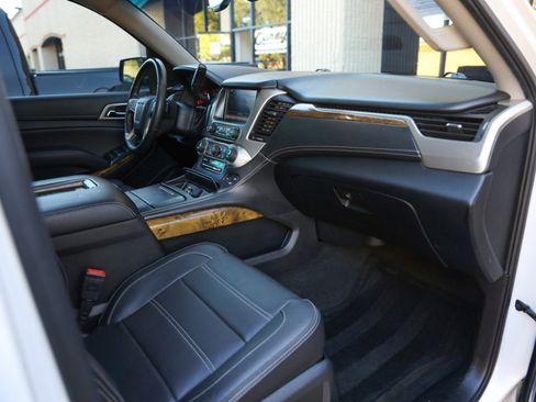 Used 2016 GMC Yukon XL Denali w/ Open Road Package image 49