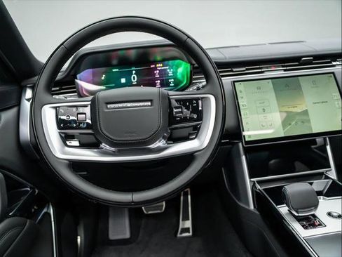 New 2026 Land Rover Range Rover SE image 19
