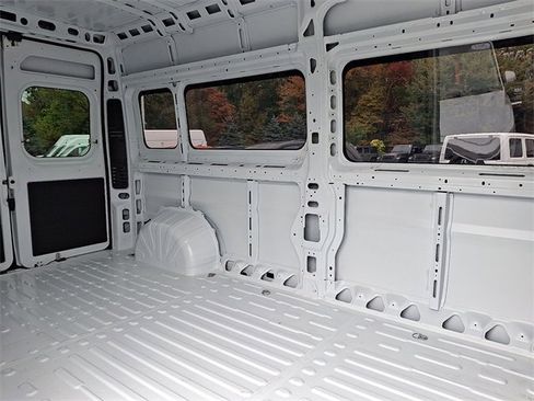 Used 2025 RAM ProMaster 2500 image 19