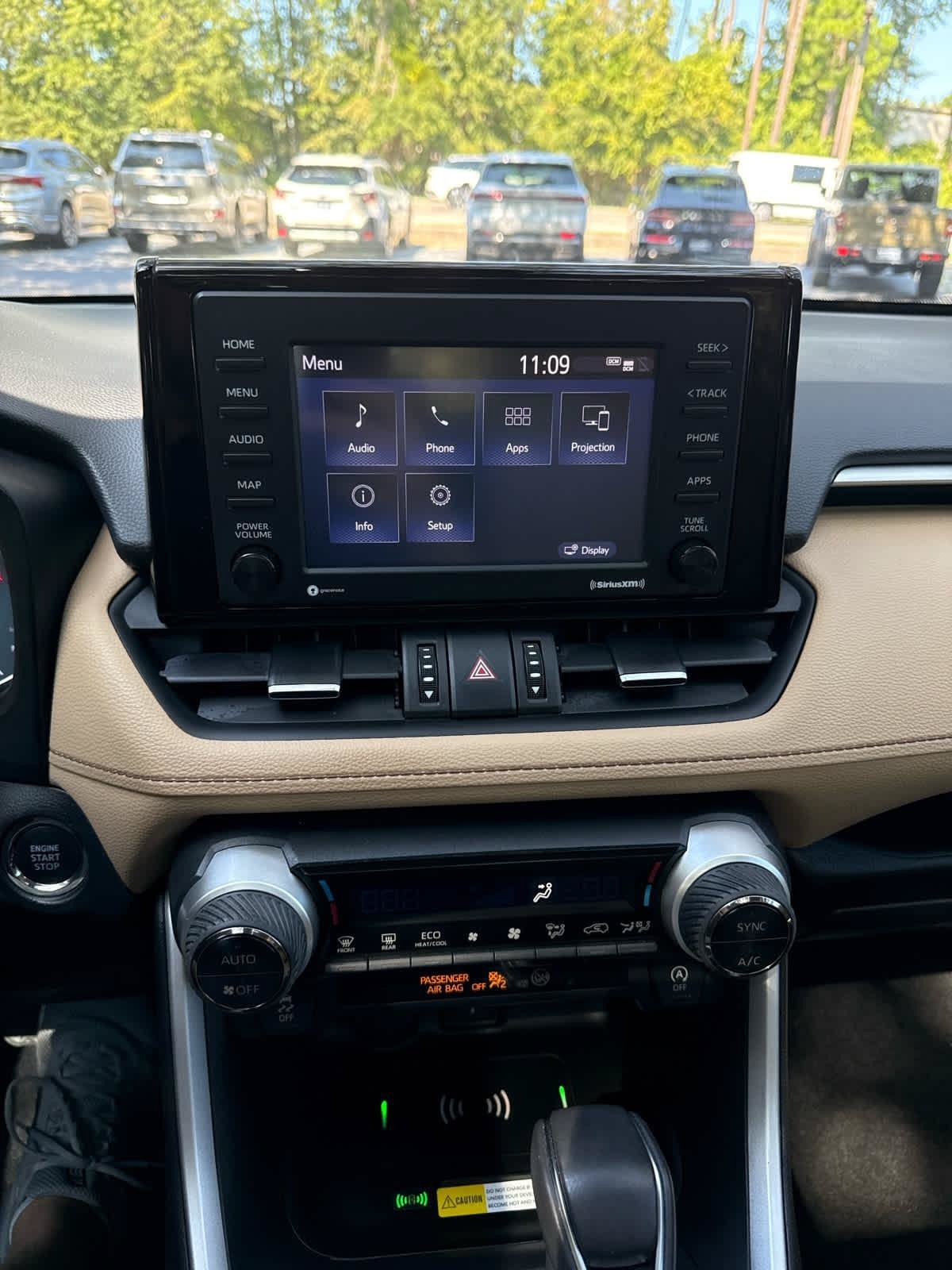 Used 2022 Toyota RAV4 XLE Premium FWD image 21