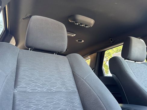 Used 2024 Dodge Durango SXT image 19