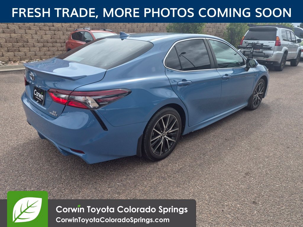 Used 2024 Toyota Camry SE FWD image 8