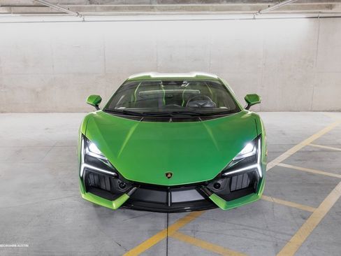 Used 2024 Lamborghini Revuelto image 3