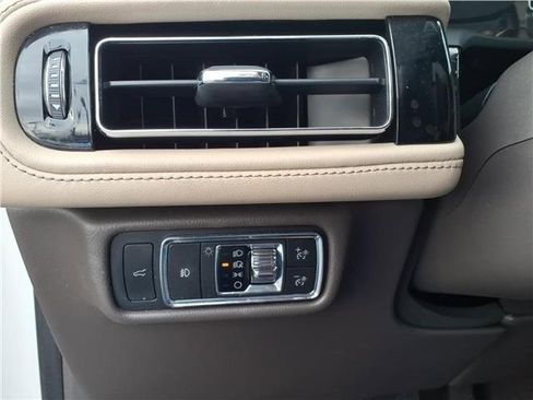 Used 2022 Lincoln Aviator Reserve w/ Equipment Group 201A image 27