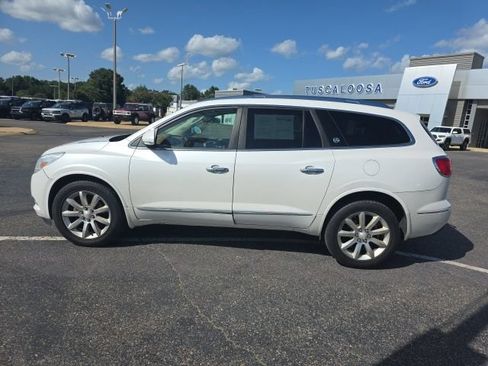Used 2017 Buick Enclave Premium w/ Experience Buick Package FWD image 6