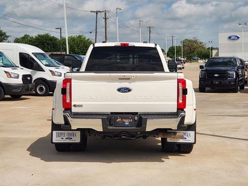 Certified 2024 Ford F350 Lariat w/ FX4 Off-Road Package AWD/4WD image 8