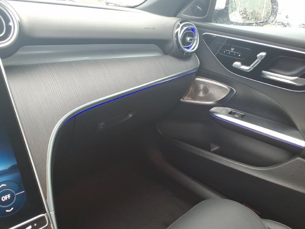Certified 2026 Mercedes-Benz C 300 4MATIC Sedan image 25
