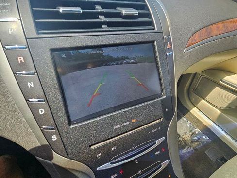 Used 2015 Lincoln MKZ w/ Equipment Group 102A Reserve FWD image 15