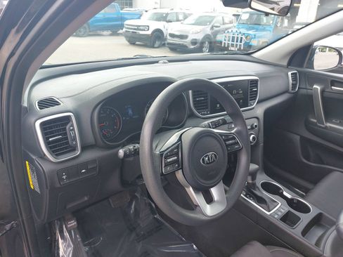 Used 2022 Kia Sportage LX AWD/4WD image 15