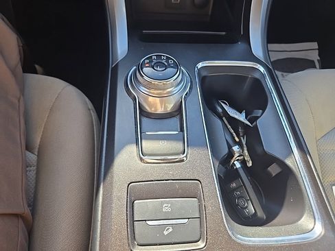 Used 2018 Ford Fusion S image 20