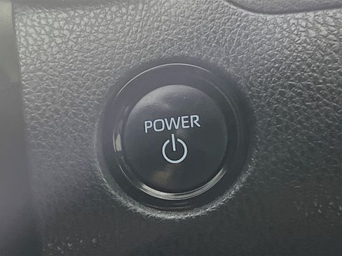 Used 2025 Toyota Camry SE w/ Convenience Package FWD image 23