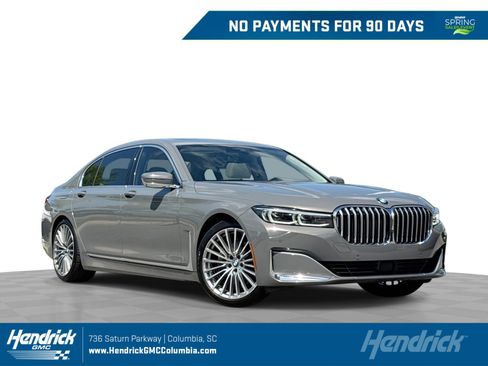 Used 2022 BMW 740i w/ Premium Package image 1