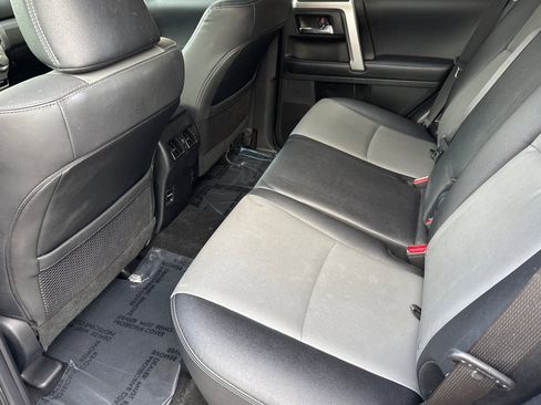 Certified 2019 Toyota 4Runner SR5 Premium image 16