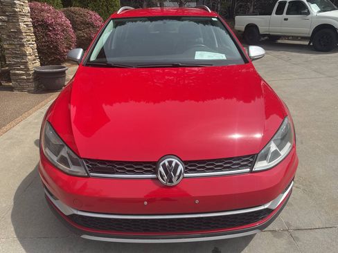 Used 2017 Volkswagen Golf Alltrack S AWD/4WD image 9