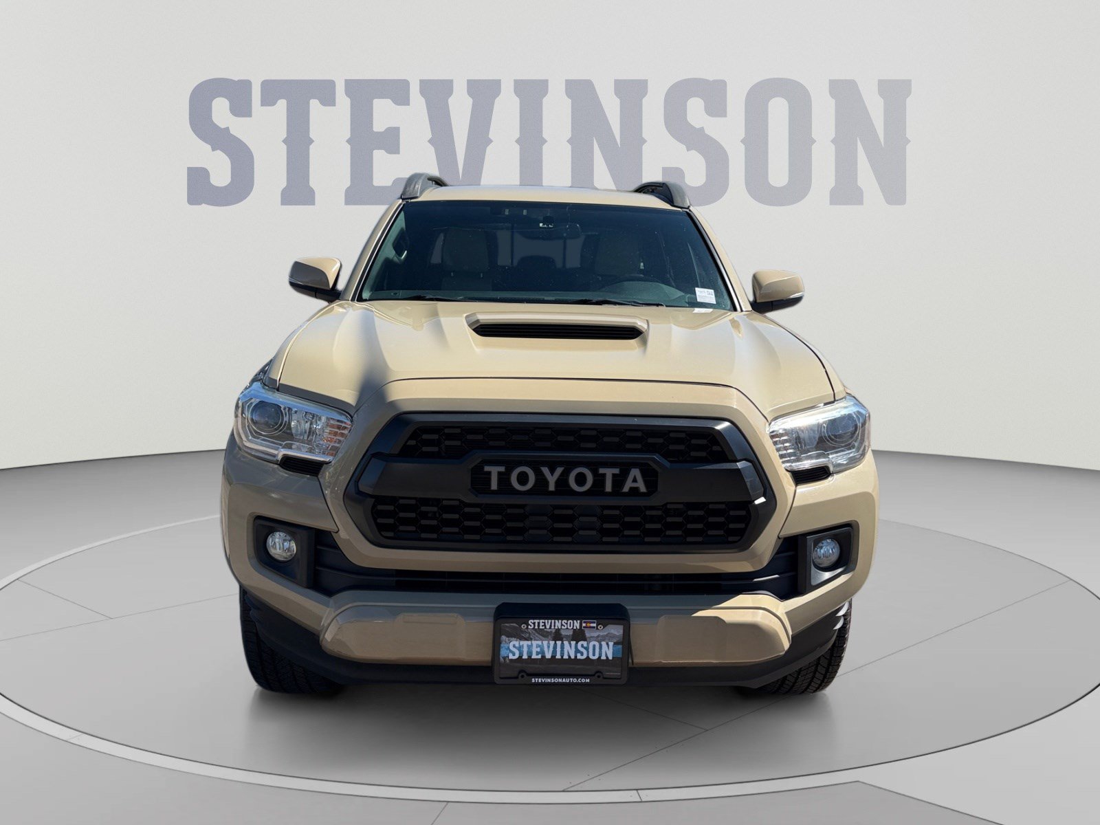 Used 2017 Toyota Tacoma TRD Sport AWD/4WD image 8